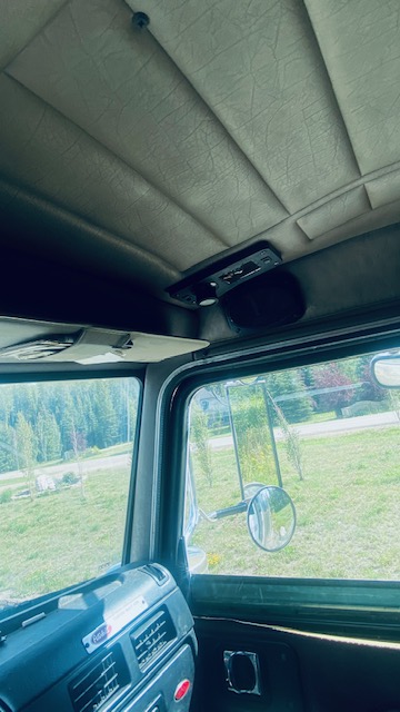  2005 Peterbilt 378 at Conquest Equipment Alberta