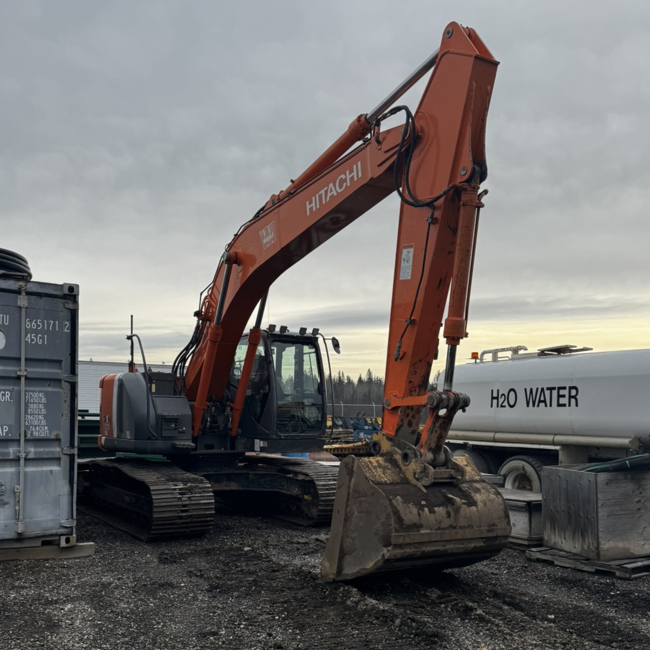  2013 HITACHI ZX225USLC-3 at Conquest Equipment British Columbia