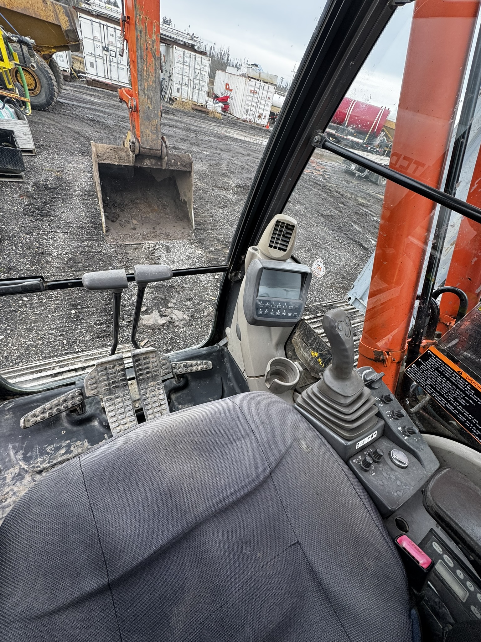  2013 HITACHI ZX225USLC-3 at Conquest Equipment British Columbia