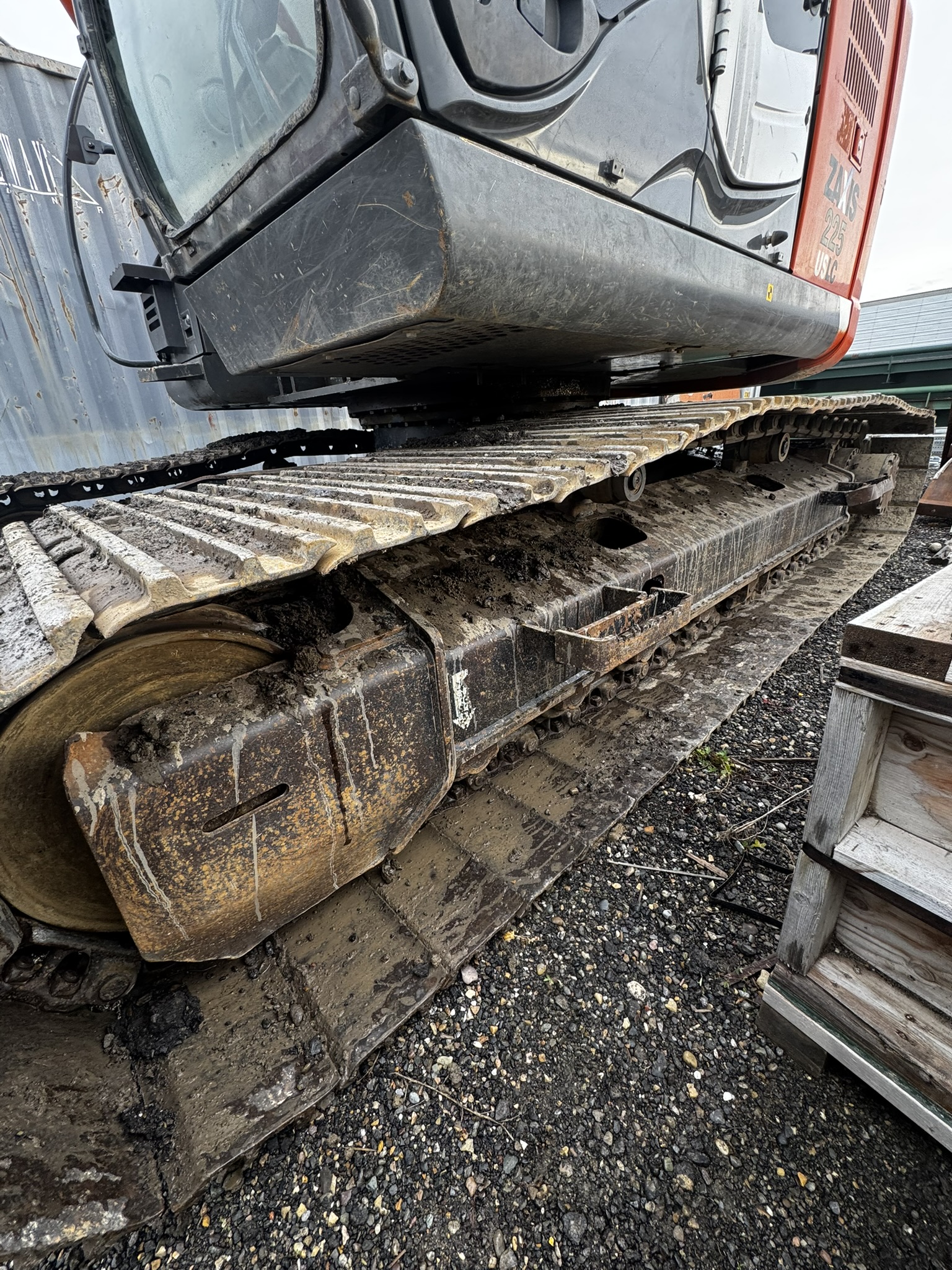 2013 HITACHI ZX225USLC-3 at Conquest Equipment British Columbia