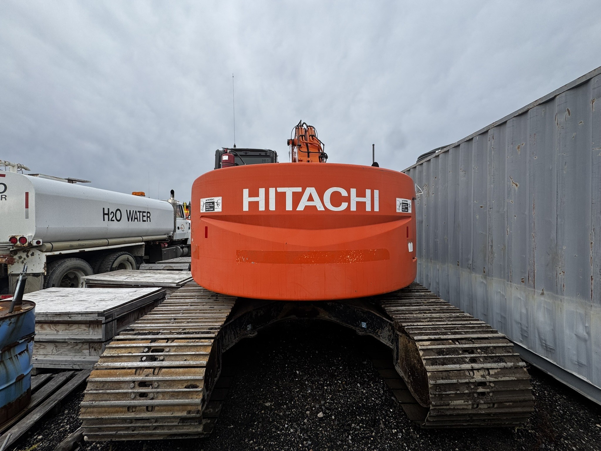  2013 HITACHI ZX225USLC-3 at Conquest Equipment British Columbia