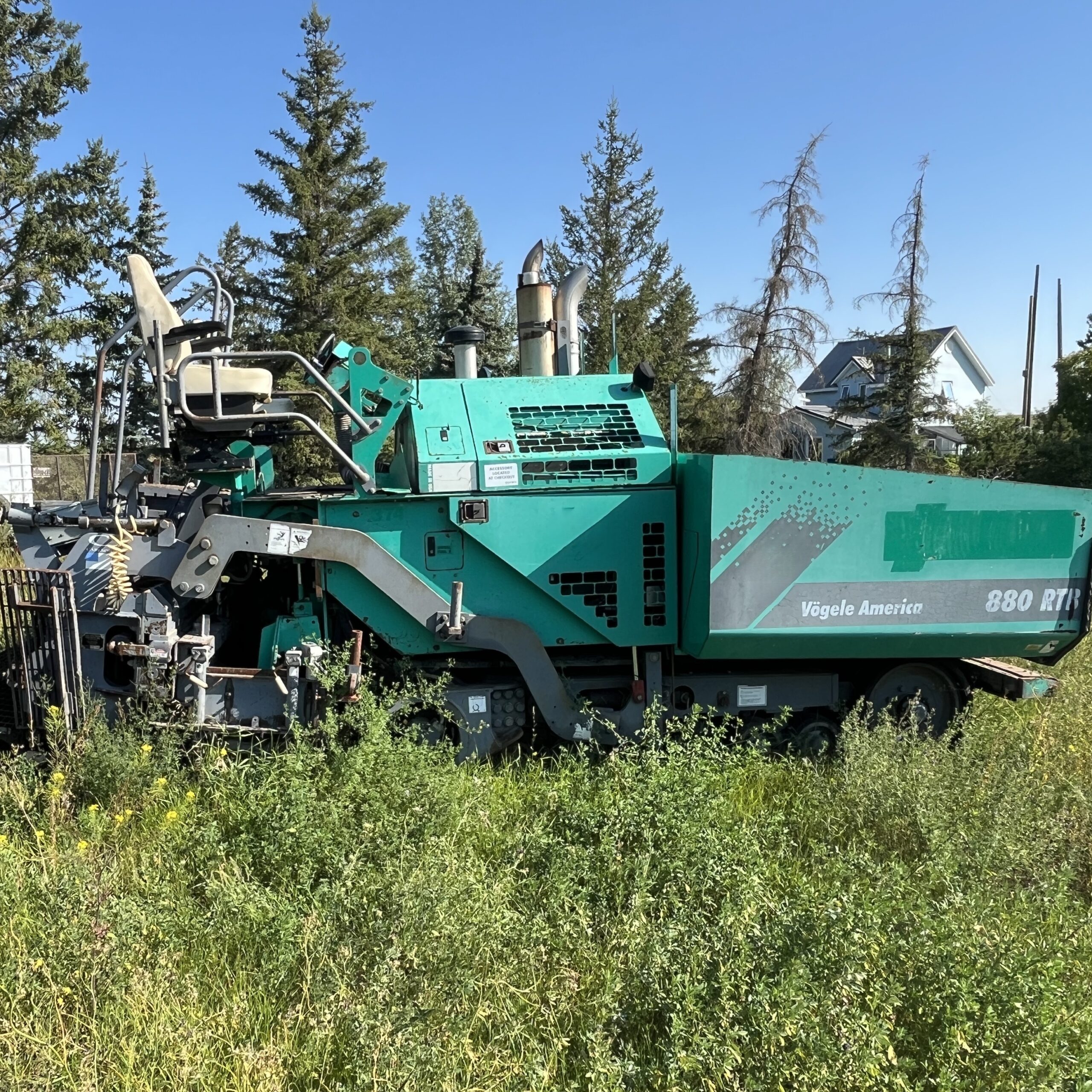  2005 Vogele America 880RTB EZIV-0815 at Conquest Equipment Saskatchewan
