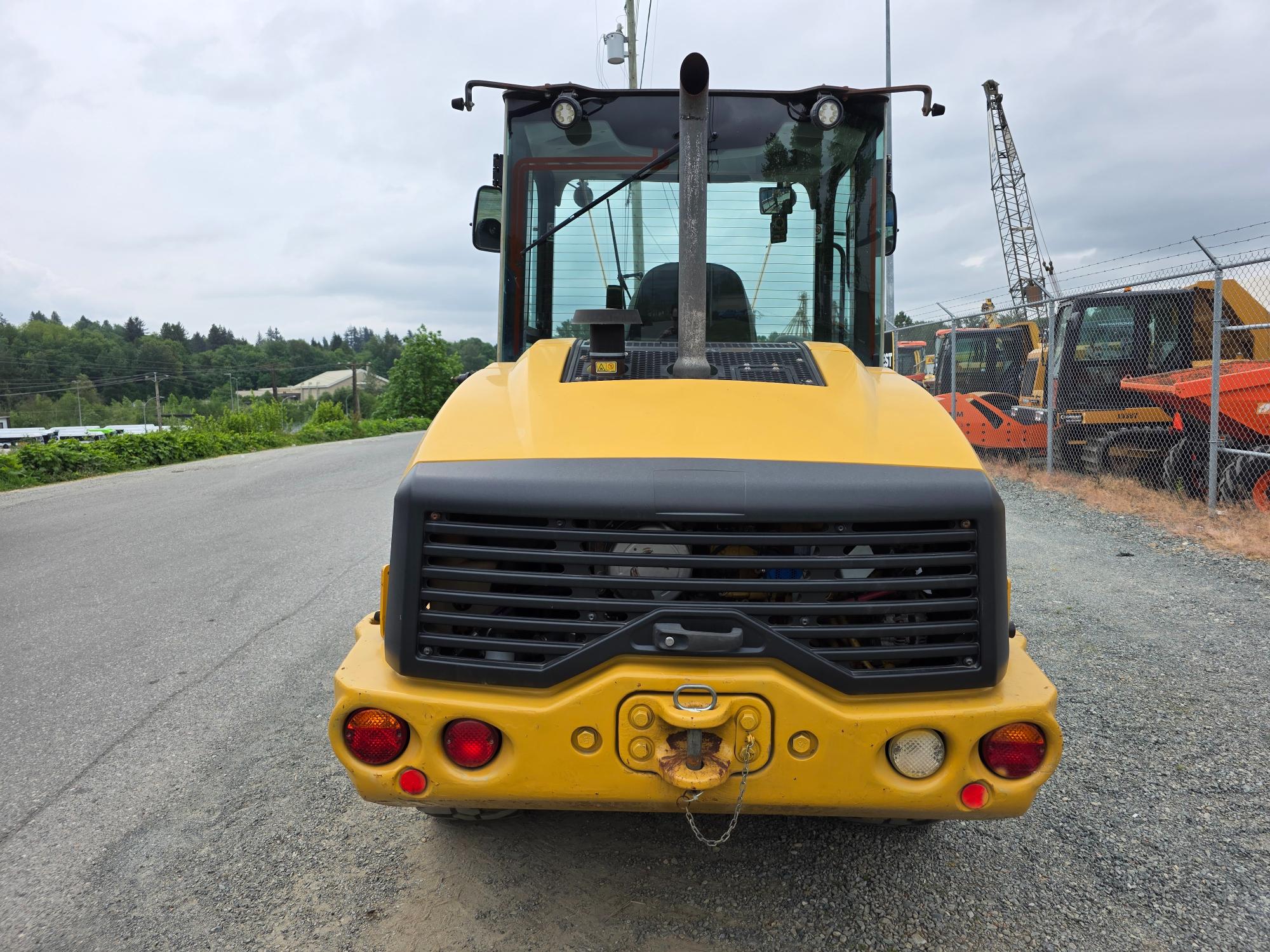  2017 CAT 906M at Conquest Equipment Abbotsford, BC