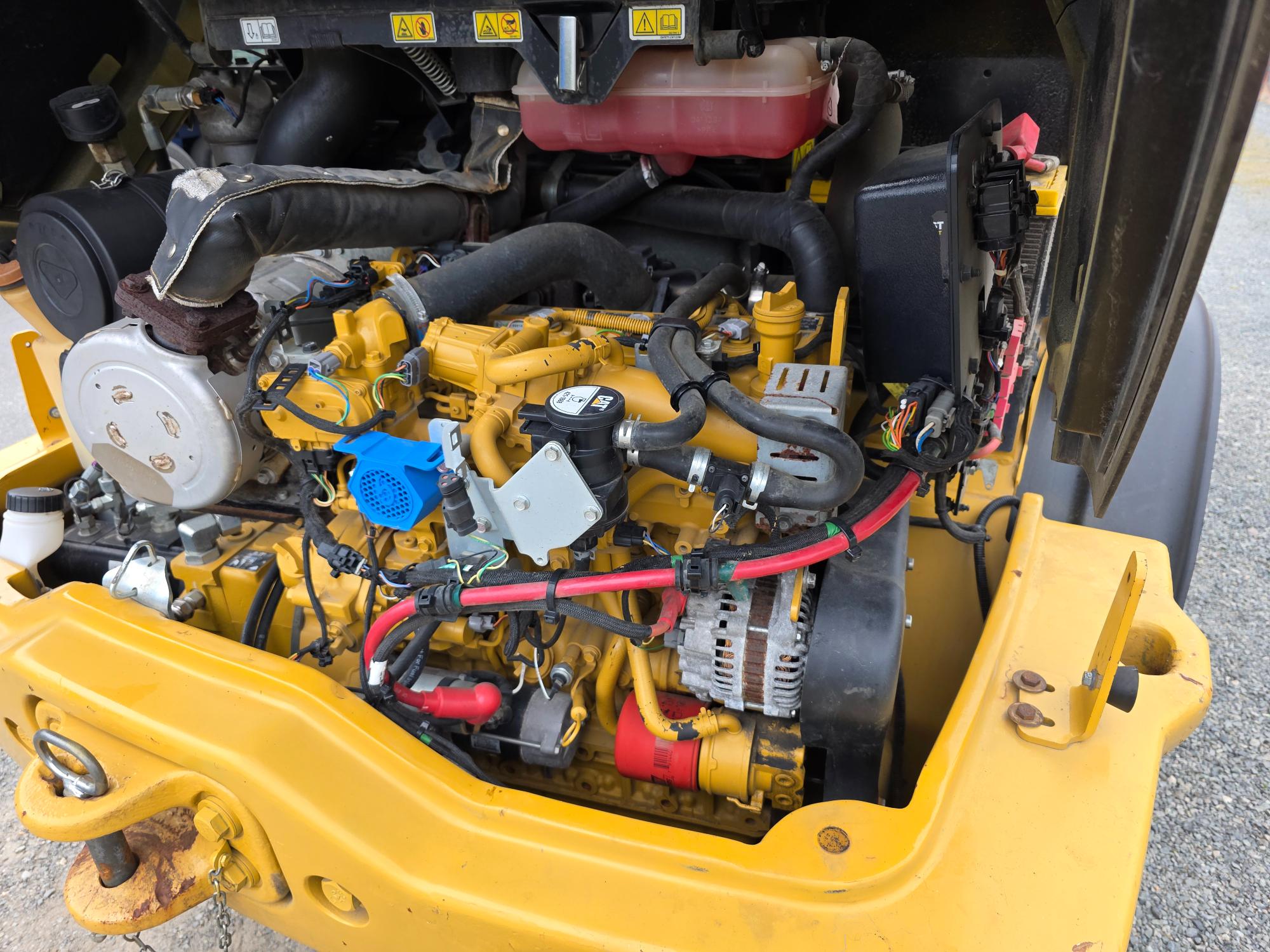  2017 CAT 906M at Conquest Equipment Abbotsford, BC