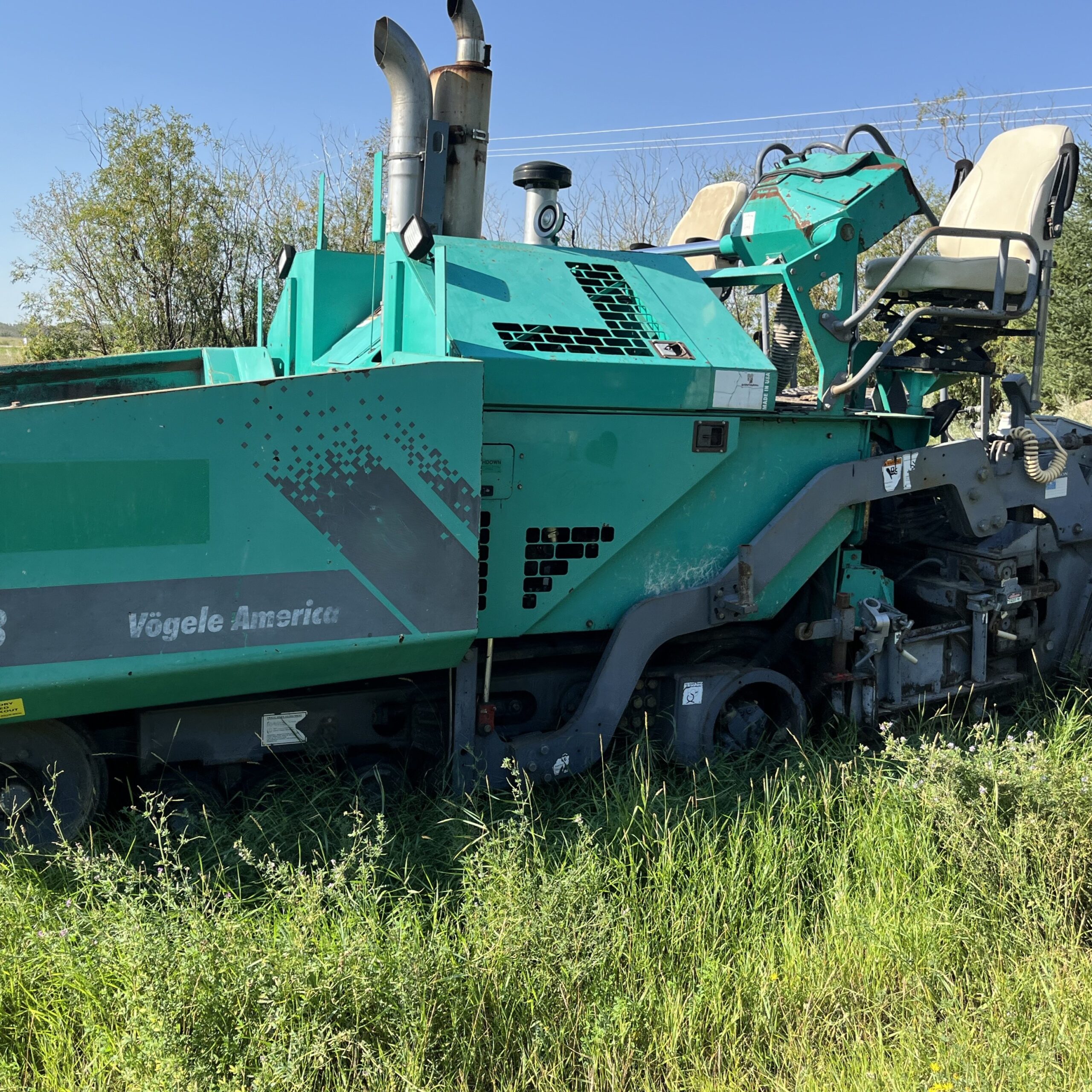  2005 Vogele America 880RTB EZIV-0815 at Conquest Equipment Saskatchewan