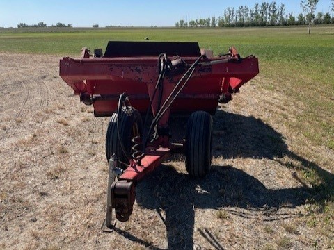   Leon 650 at Conquest Equipment Saskatchewan