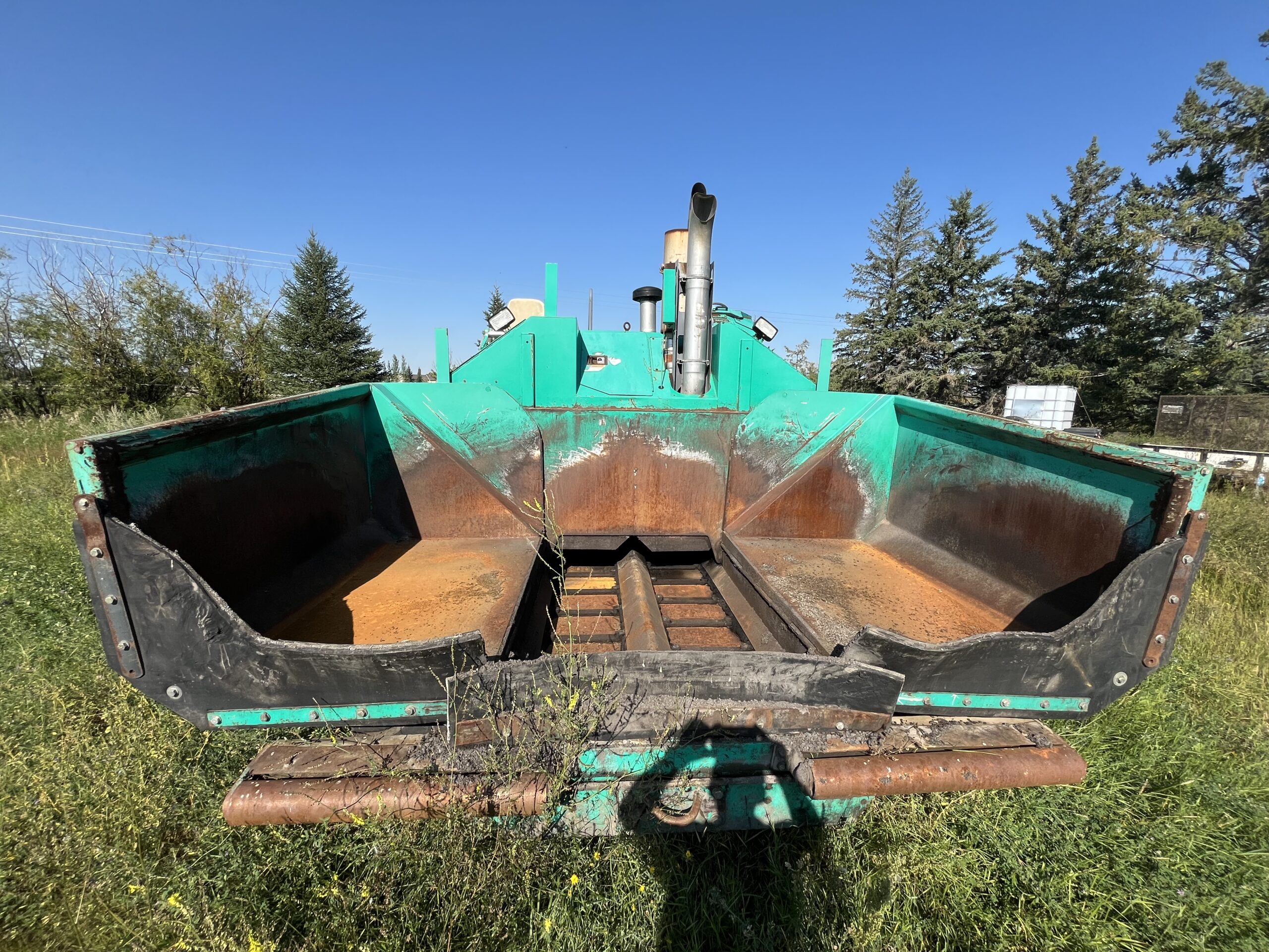  2005 Vogele America 880RTB EZIV-0815 at Conquest Equipment Saskatchewan