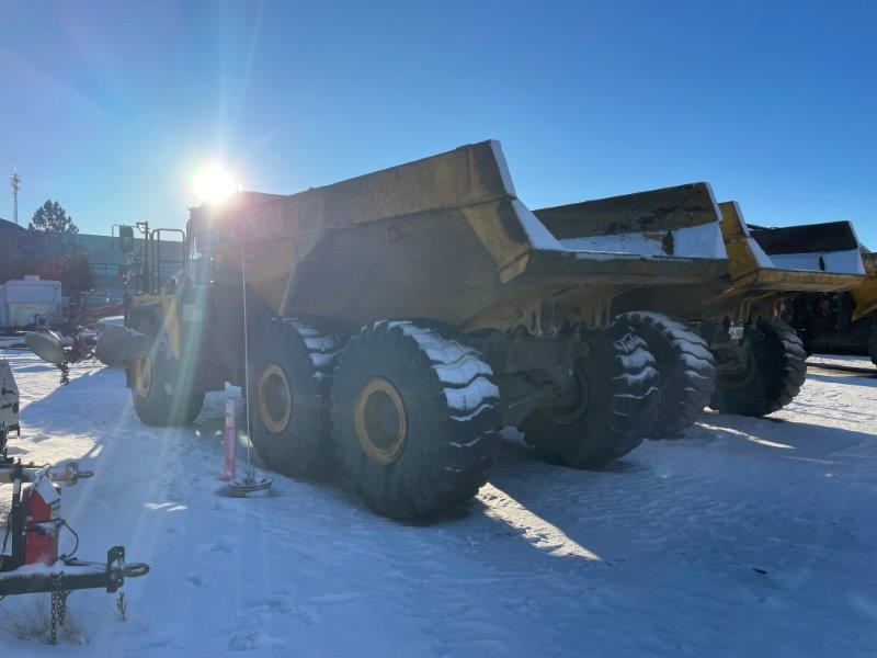  2021 KOMATSU HM400-5 at Conquest Equipment Alberta