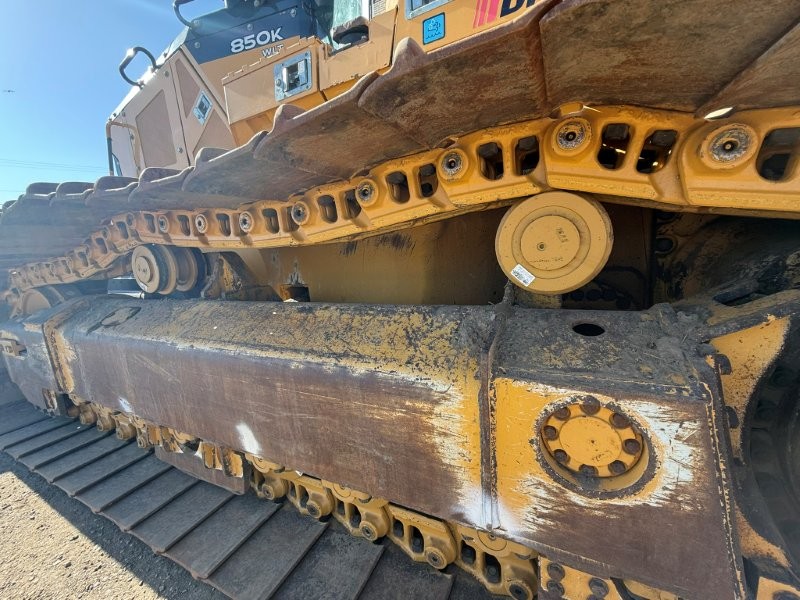  2015 DEERE 850K at Conquest Equipment Alberta