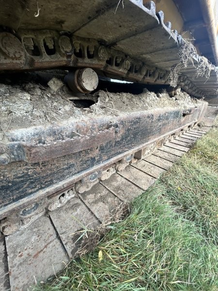  1998 DEERE 270LC at Conquest Equipment Saskatchewan