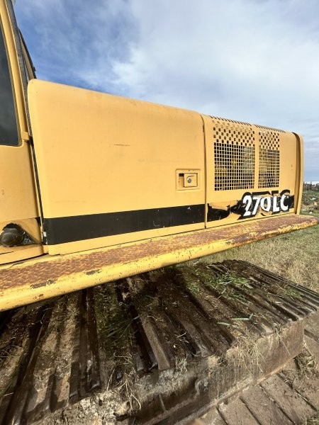  1998 DEERE 270LC at Conquest Equipment Saskatchewan