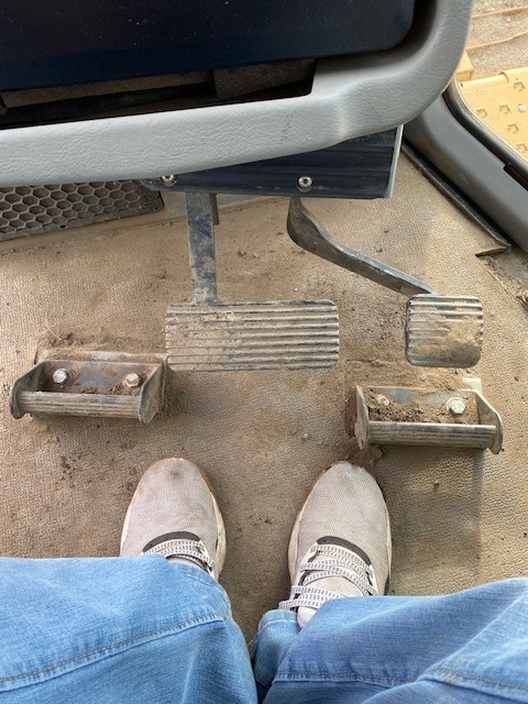  2012 CAT D6T LGP at Conquest Equipment Alberta