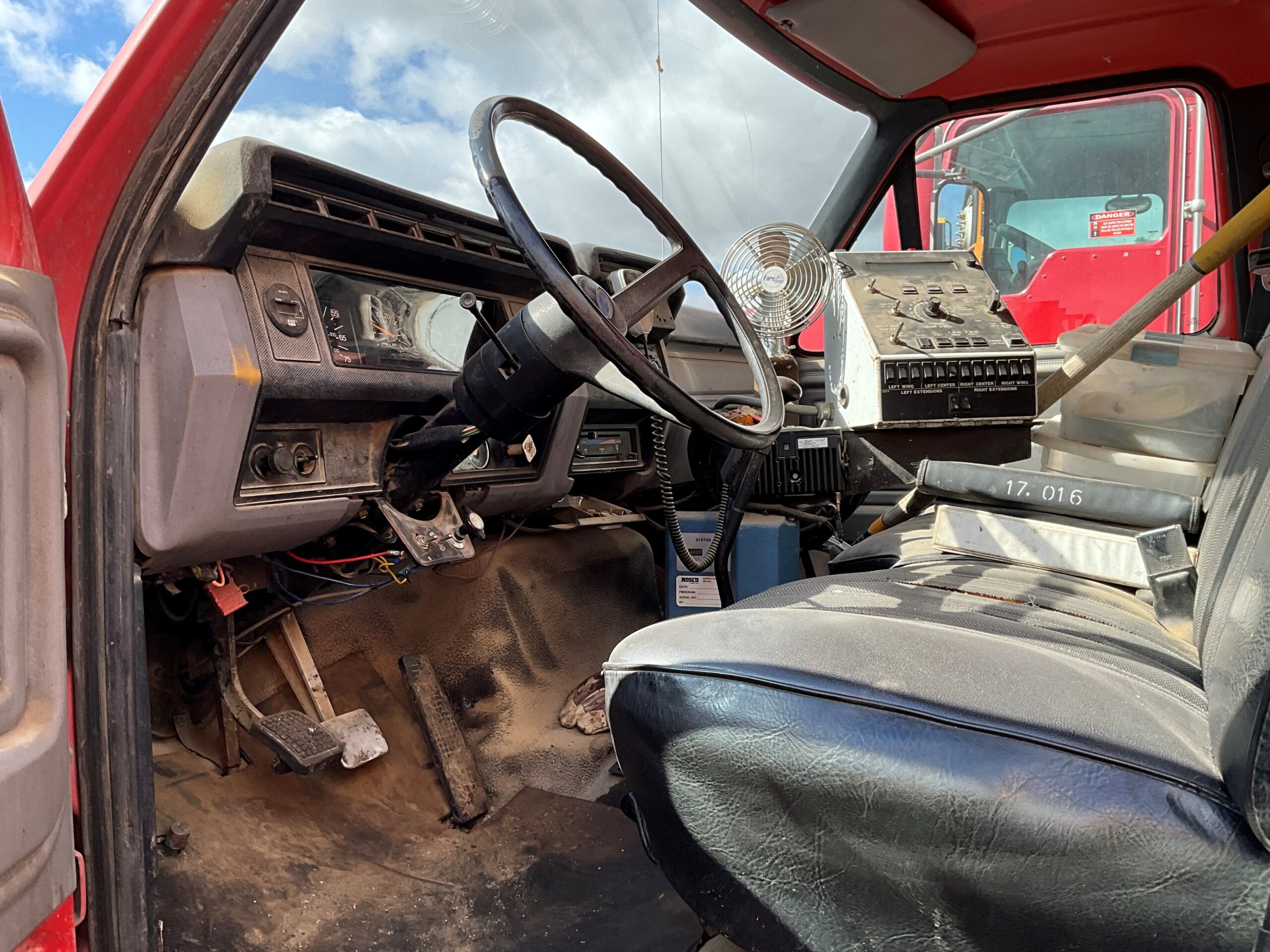  1995 Ford F800 at Conquest Equipment North Dakota