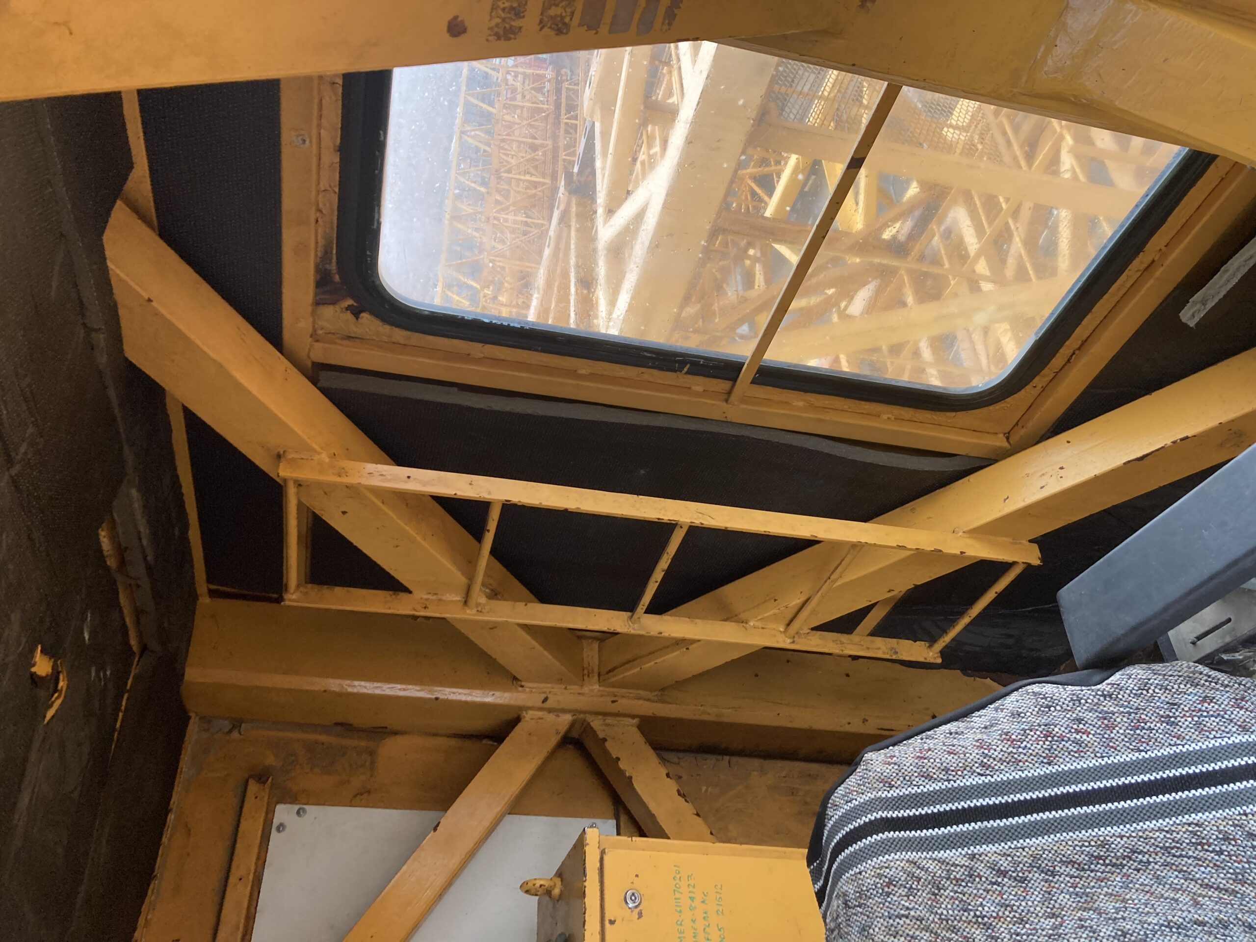  1995 LIEBHERR 500/550HC at Conquest Equipment Alberta