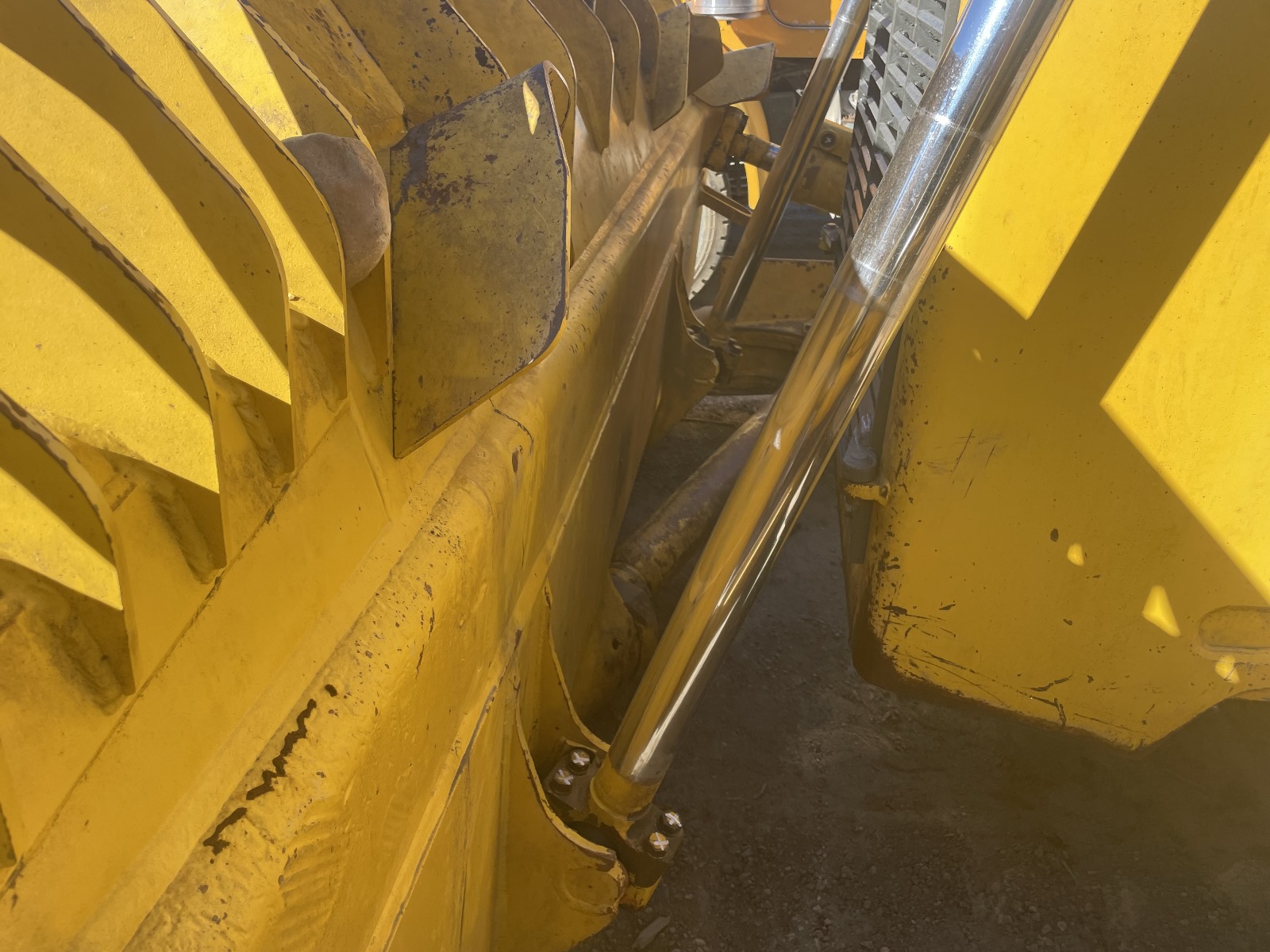  2021 KOMATSU D155X-8 at Conquest Equipment Alberta