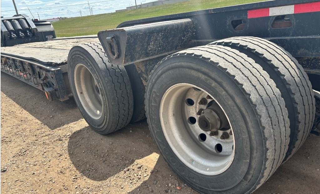  2003 Aspen Hydraulic Gooseneck HG75-16 at Conquest Equipment Alberta