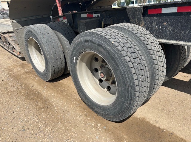  2003 Aspen Hydraulic Gooseneck HG75-16 at Conquest Equipment Alberta