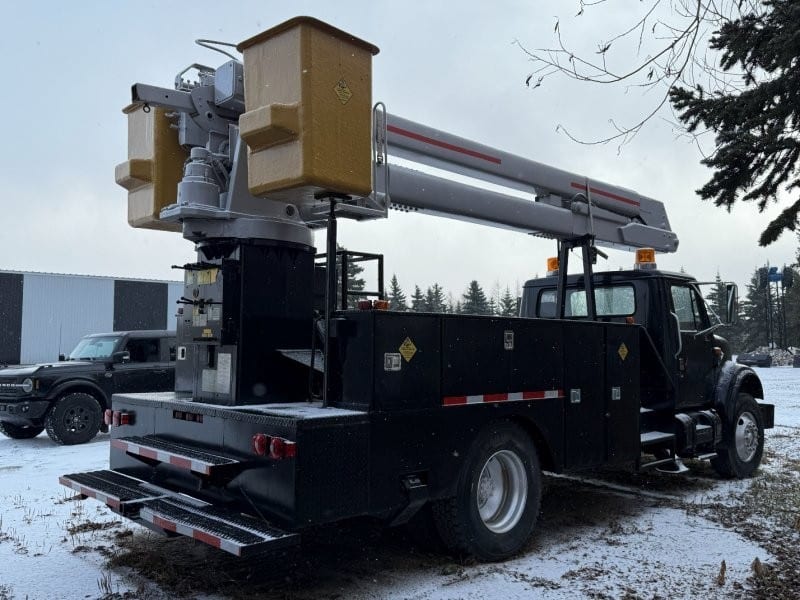  1990 International Bucket Truck at Conquest Equipment Saskatchewan