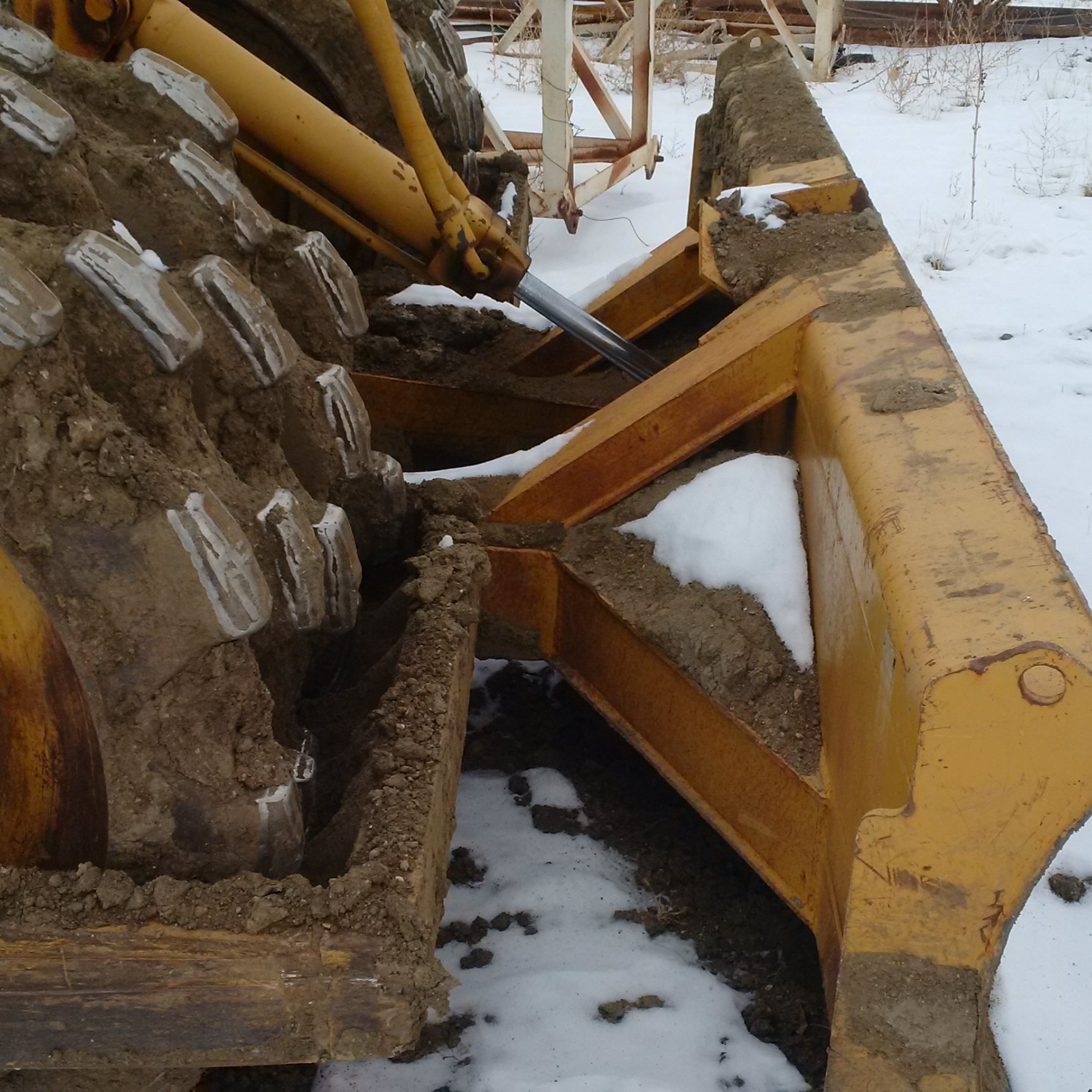  1998 CAT SR4B at Conquest Equipment Saskatchewan