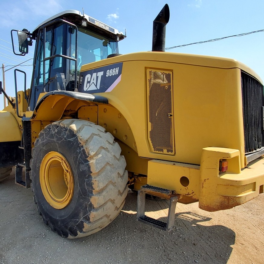  2007 CAT 966H at Conquest Equipment Saskatchewan