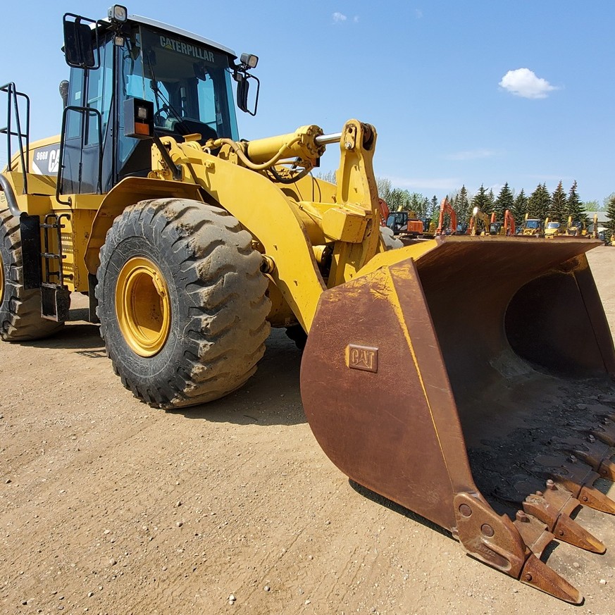  2007 CAT 966H at Conquest Equipment Saskatchewan