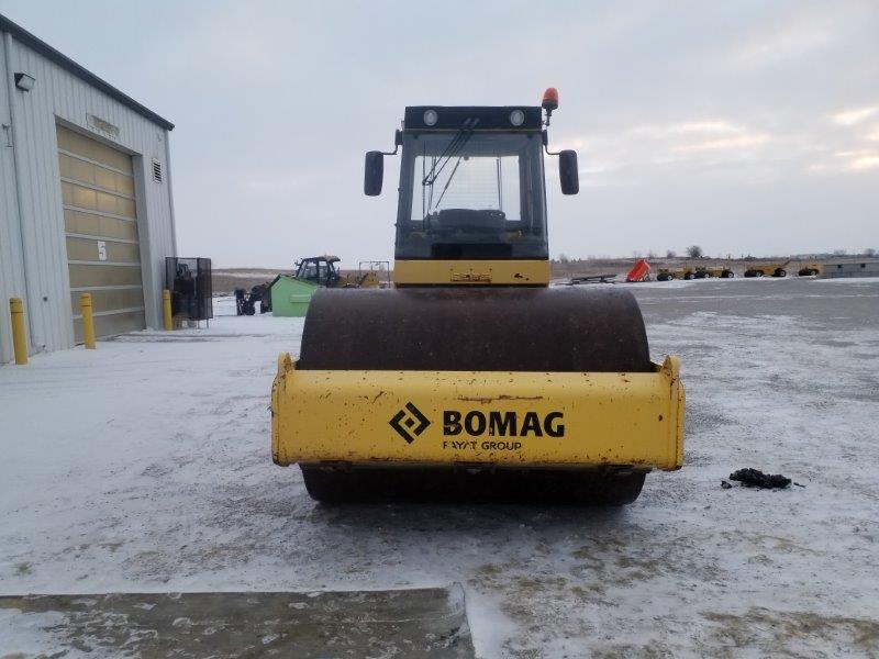  2013 Bomag BW211D-50 at Conquest Equipment Saskatchewan