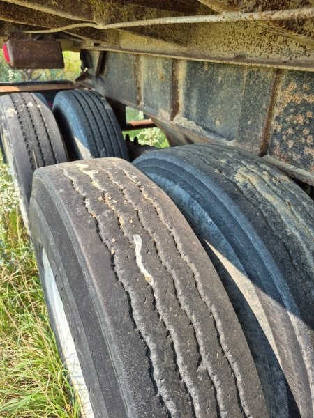  1980 Arne's Tandem End Dump at Conquest Equipment Saskatchewan