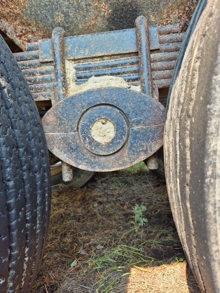  1980 Arne's Tandem End Dump at Conquest Equipment Saskatchewan