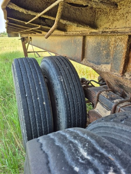 1980 Arne's Tandem End Dump at Conquest Equipment Saskatchewan