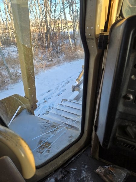  1997 CAT D6R at Conquest Equipment Saskatchewan