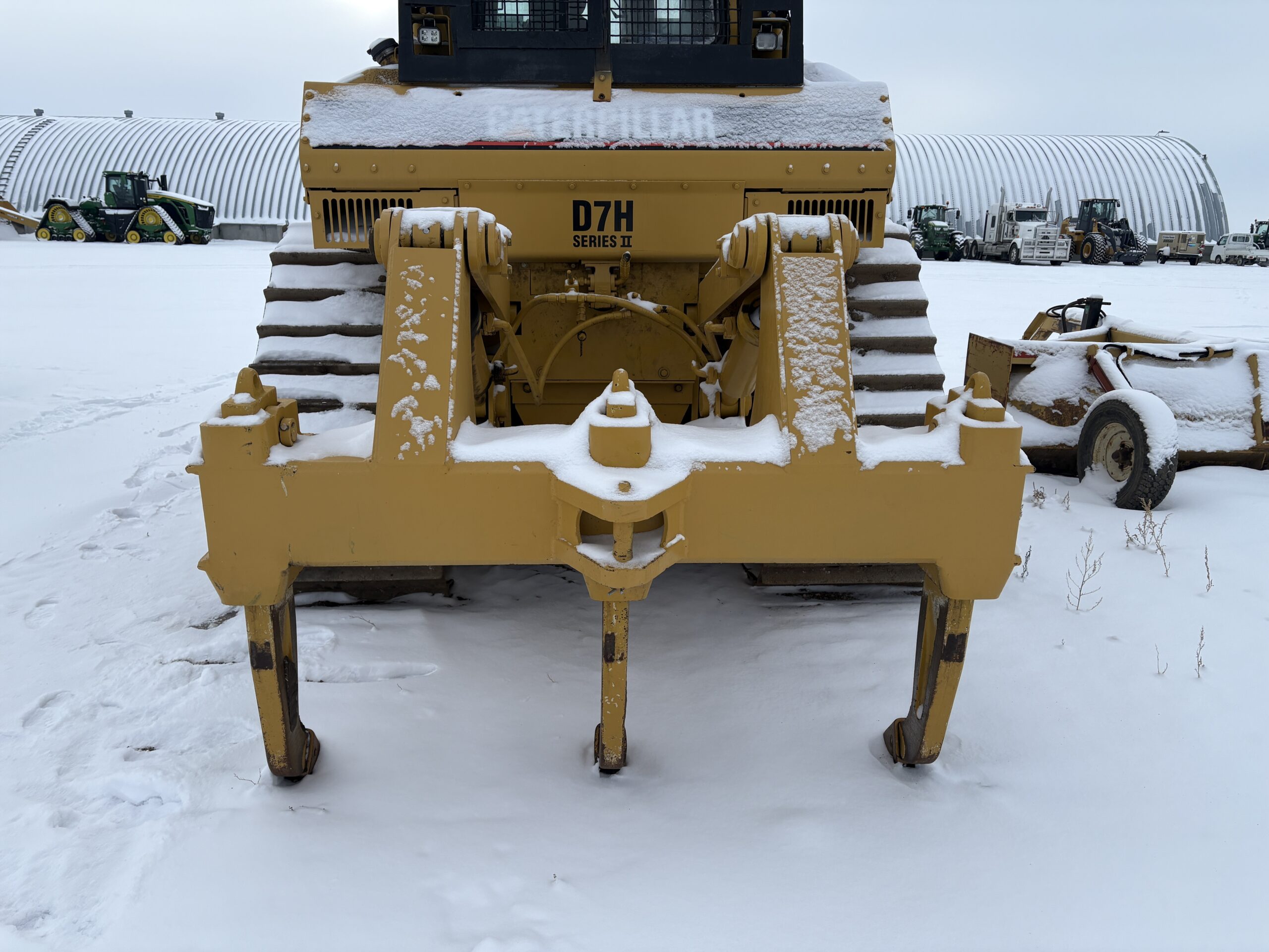  1991 CAT D7H LGP at Conquest Equipment Alberta