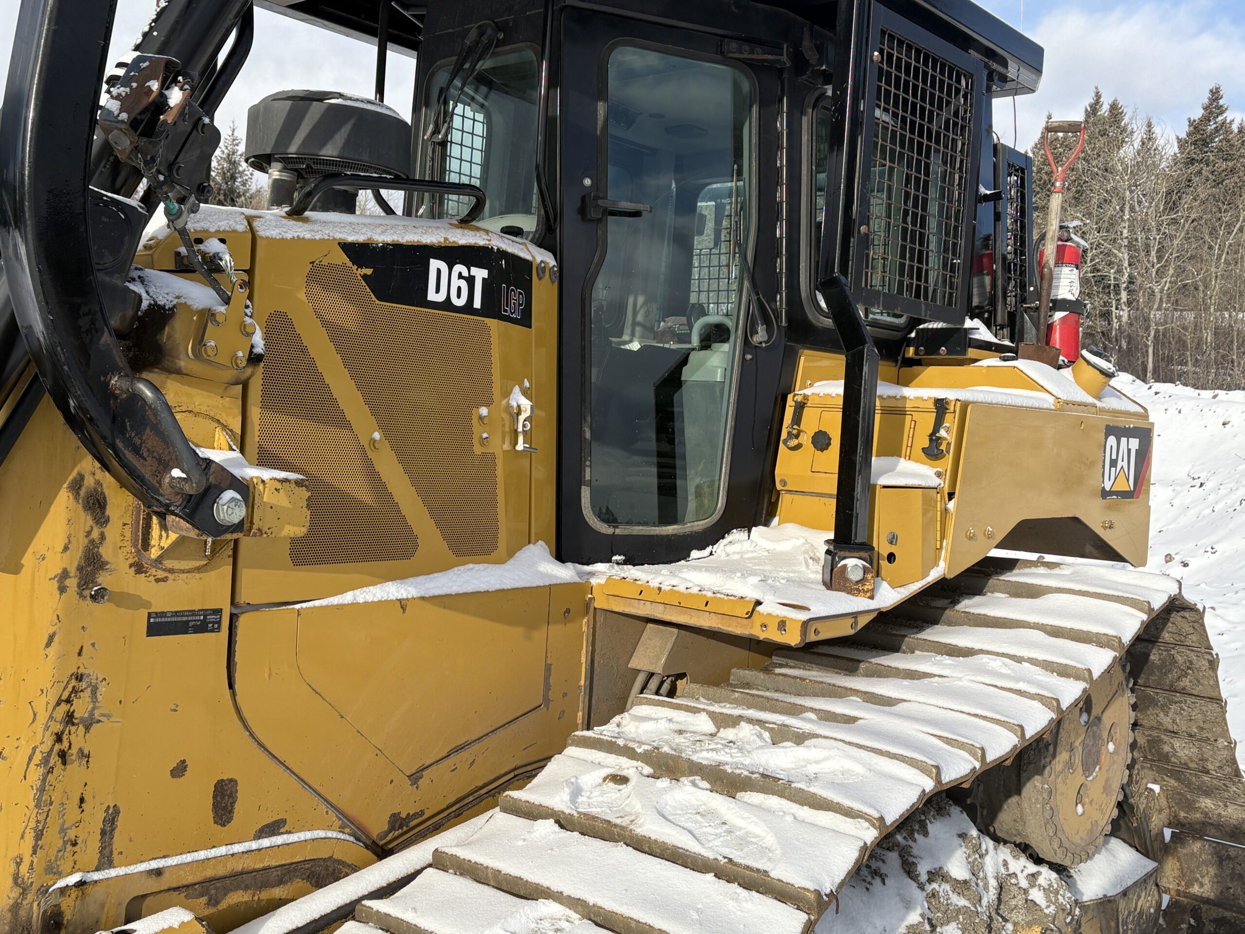  2013 CAT D6T LGP at Conquest Equipment Alberta
