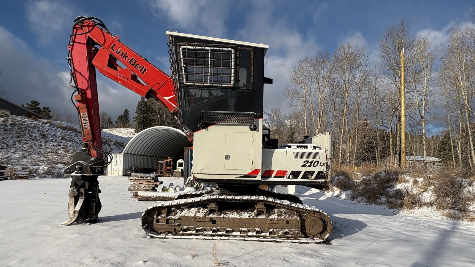  2006 Linkbelt 210-LX at Conquest Equipment Alberta