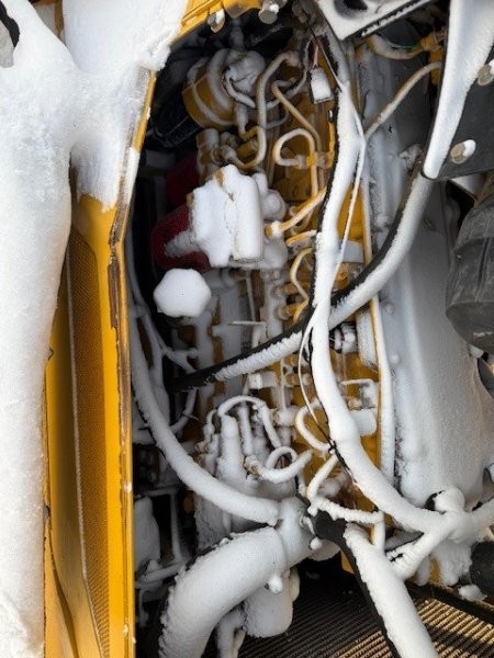  2011 DEERE 850J at Conquest Equipment Saskatchewan