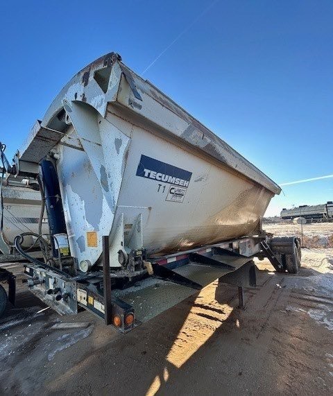  2011 Tecumseh TRA/REM   Side Dump Lead at Conquest Equipment Saskatchewan