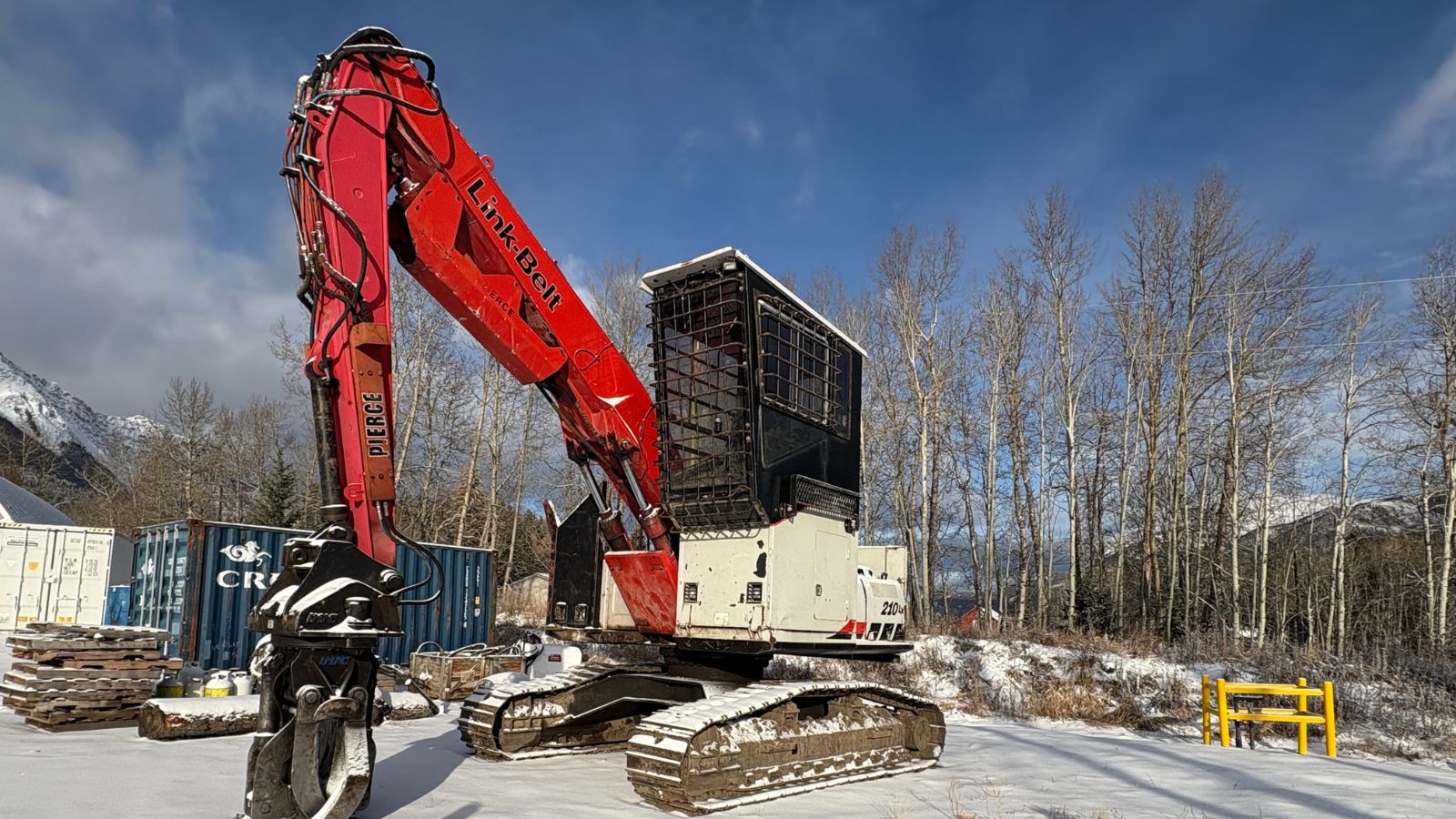  2006 Linkbelt 210-LX at Conquest Equipment Alberta