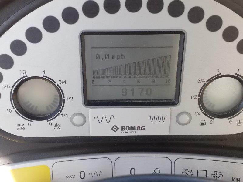  2018 Bomag BW211D-5 at Conquest Equipment Abbotsford BC