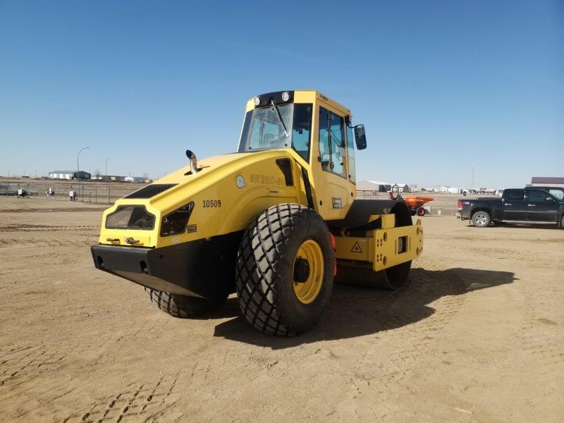  2015 Bomag BW211D-50 at Conquest Equipment Fort St. John, BC
