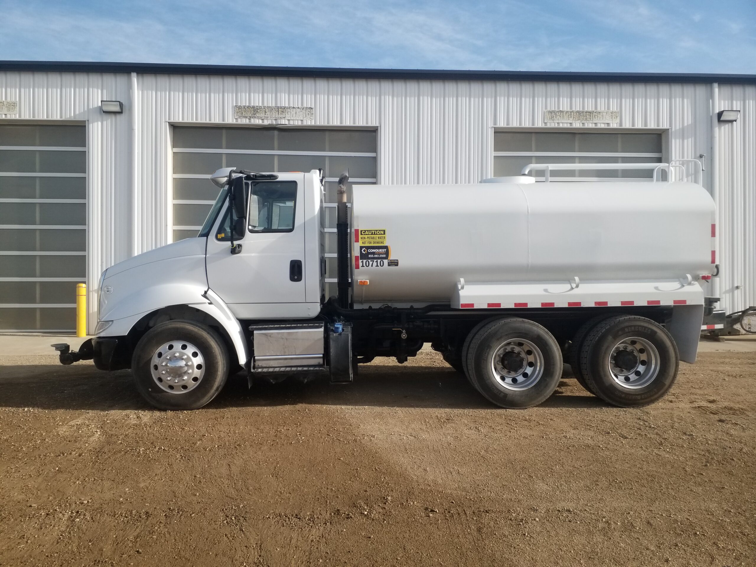  2015 International 8600SBA at Conquest Equipment Saskatchewan