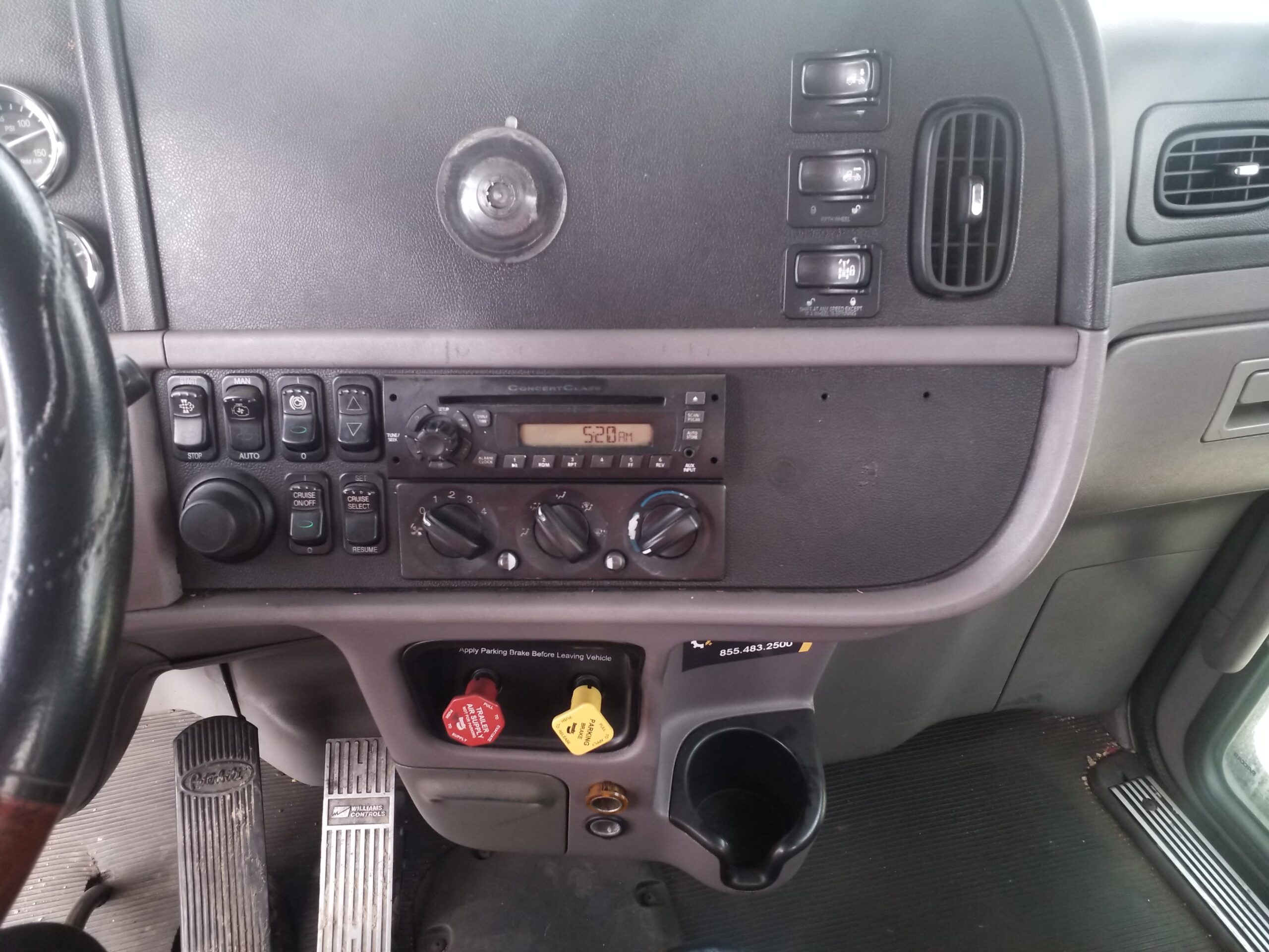  2010 Peterbilt 384 384 at Conquest Equipment Saskatchewan