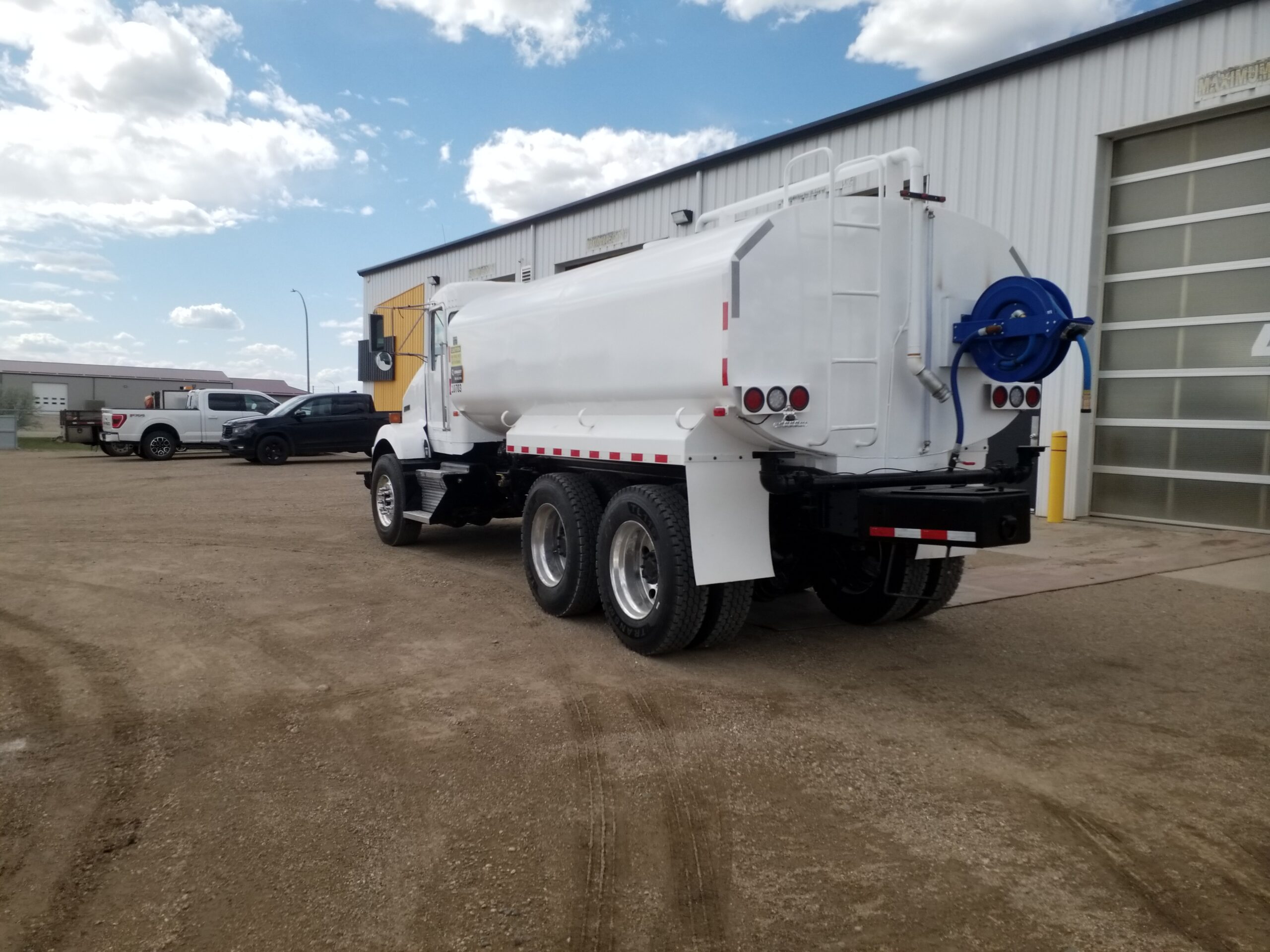  2009 Kenworth T800 at Conquest Equipment Saskatchewan