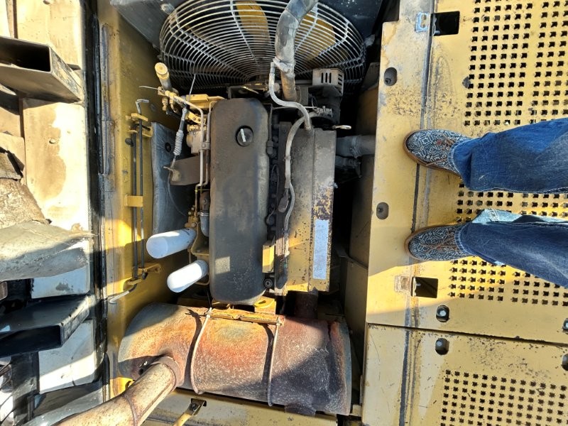   CAT 322C at Conquest Equipment Saskatchewan