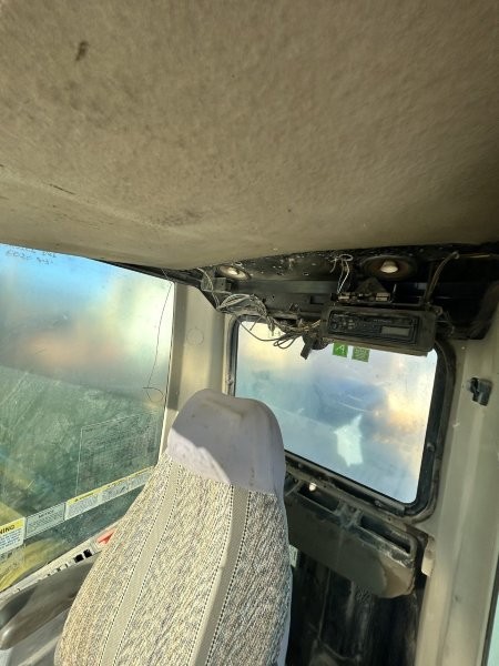   CAT 322C at Conquest Equipment Saskatchewan