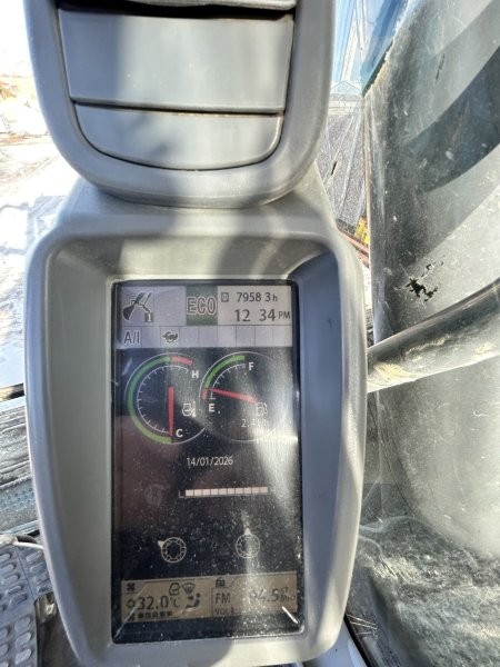  2015 DEERE 290G at Conquest Equipment Saskatchewan