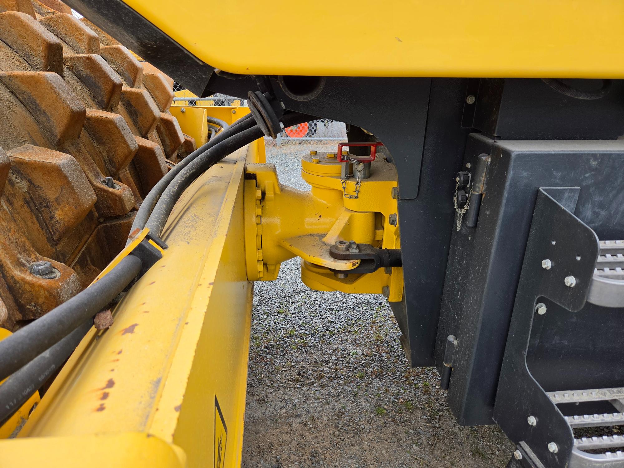  2018 Bomag BW211D-5 at Conquest Equipment Abbotsford BC