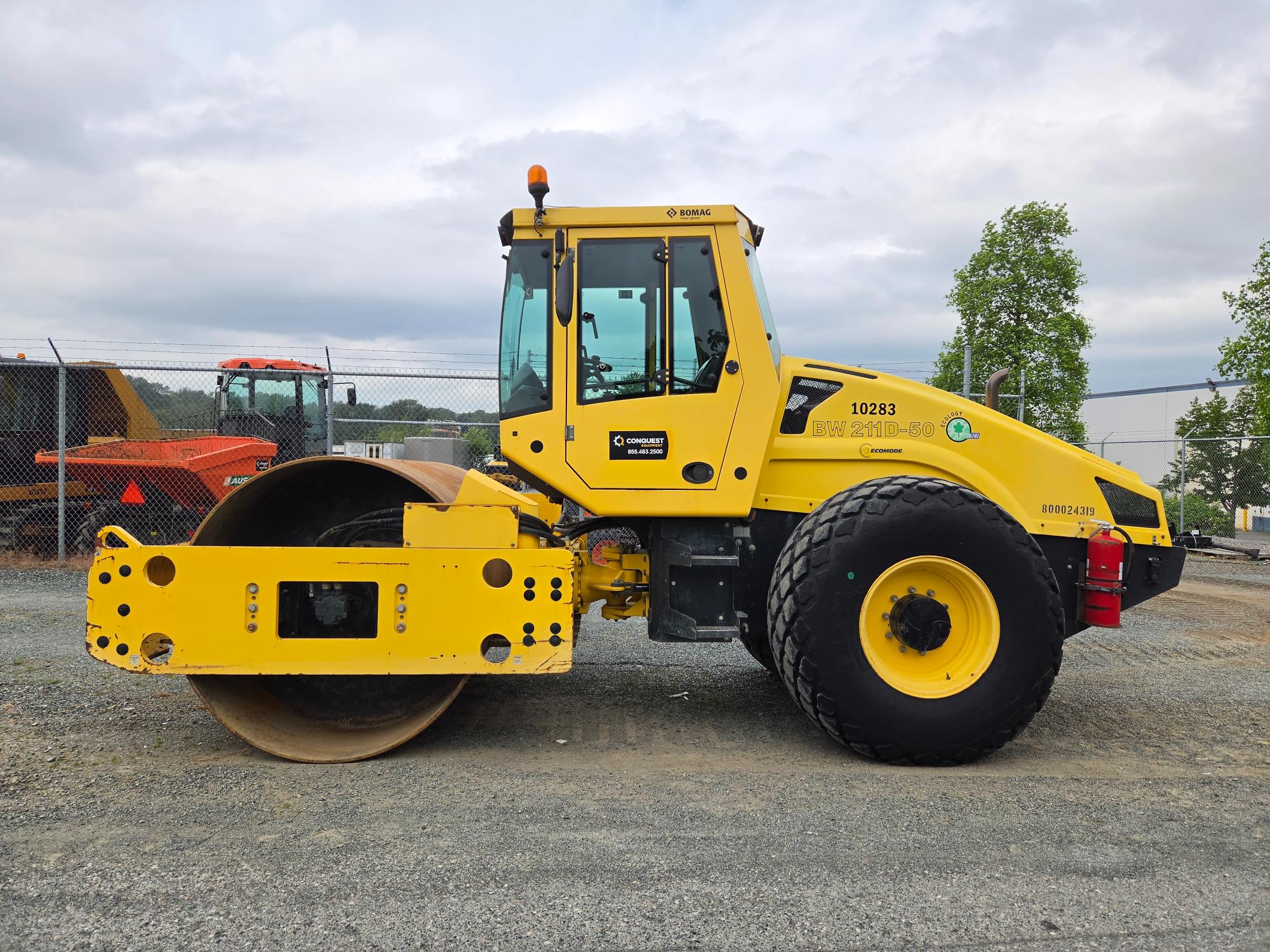  2015 Bomag BW211D-50 at Conquest Equipment Abbotsford, BC