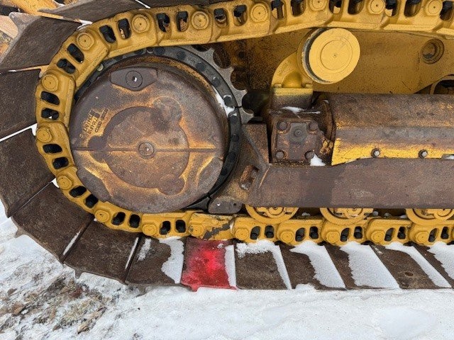  2005 DEERE 850C at Conquest Equipment Saskatchewan