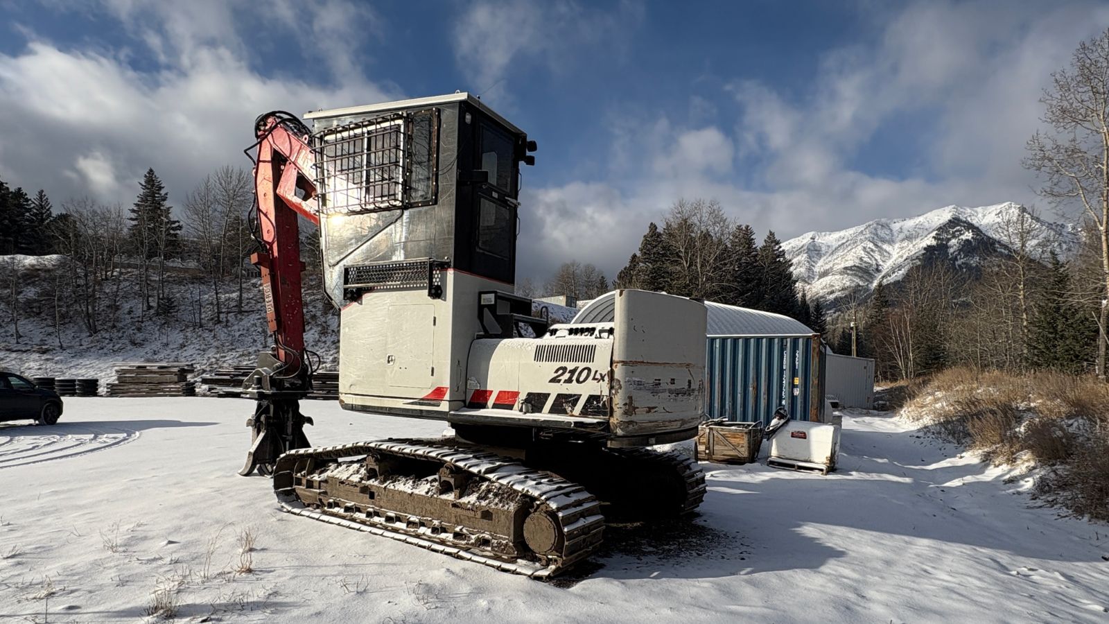  2006 Linkbelt 210-LX at Conquest Equipment Alberta