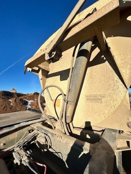  2011 Tecumseh TRA/REM   Side Dump Lead at Conquest Equipment Saskatchewan