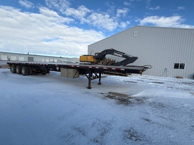  2013 Manac High Boy, flatdeck at Conquest Equipment Saskatchewan